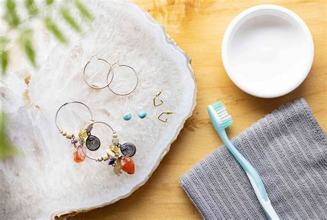 how to clean earrings naturally